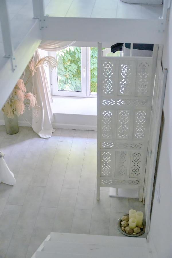 White Door Apartments Heart Of Odessa 4 Buitenkant foto